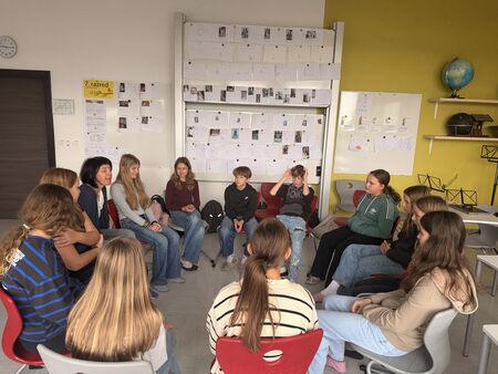 Amnesty-International-Človekove-pravice_(10)